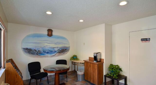 Beyond Stay Hotel, Book Hotel Victorville California