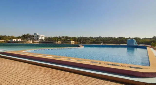 Krishna Park Resort, Rezervovat Lázně / Resort Hotely v Diu s parkováním, Parkování