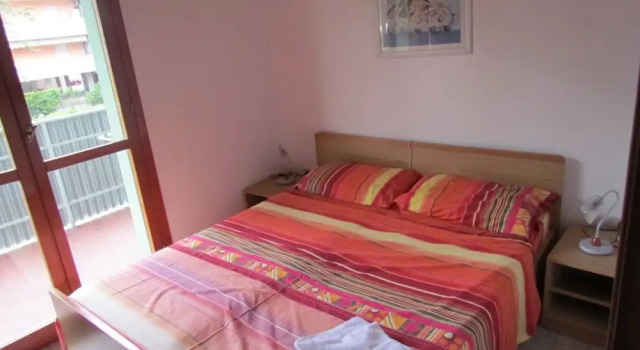 Flat for 5 in a Residence With 12 Pools, Prenota Appartamento Hotel a Veneto con parcheggio, Parcheggio