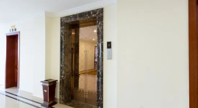 Yapu Hotel (Leping Zhuhai Middle Road Branch), Rezerwuj Hotel Leping Jiangxi