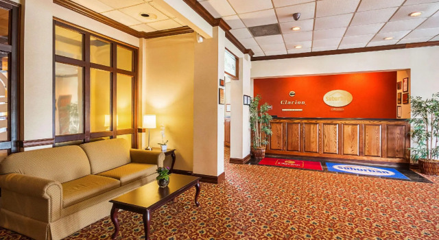 Clarion Inn, Buchen Sie Hotel White Hall 