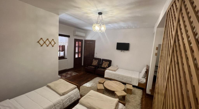 Номер Deluxe Nëna Dashuri Agroturizëm