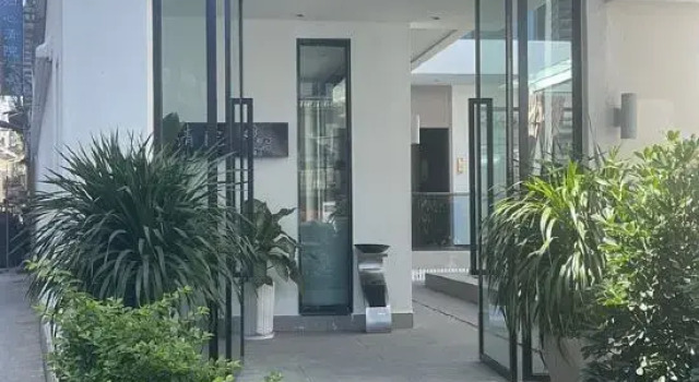 Dali Ancient City Guixin Qingyuan Homestay (Bohaimen Ancient City Branch), Prenota Hotel Hotel a da con piscina, Piscina