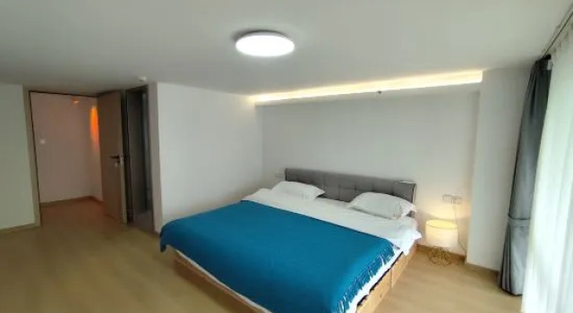 Люкс с 3 комнатами Yahui International Apartment