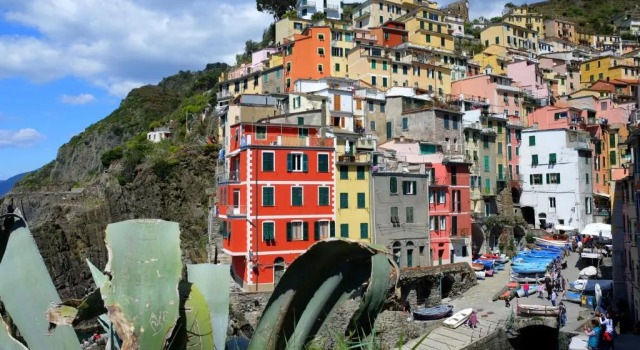 Malbo, Boek Hostel Riomaggiore Cinque Terre