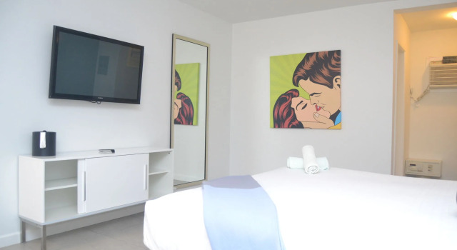 Royal Palms Resort & Spa, Забронировать Курортный отель Курортные отели Форт-Лодердейл, рядом с Пляж Канайн-Бич, Курортный отель