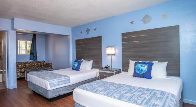 Трёхместный номер Standard Aqua Breeze Inn