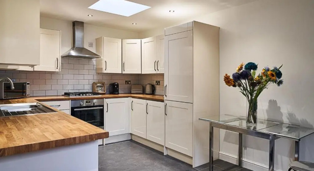 Deluxe Town Center Apartment, Забронировать Апартаменты/квартира Апартаменты Хай-Уиком, Апартаменты/квартира