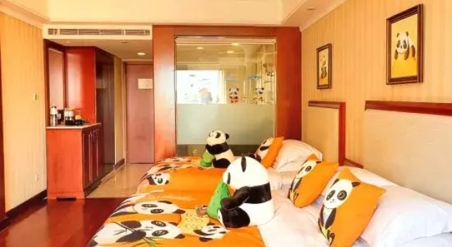 Семейный тент Enrichee Gloria Plaza Hotel