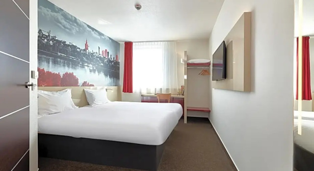 Номер Standard B&B Hotel Warszawa-Okęcie