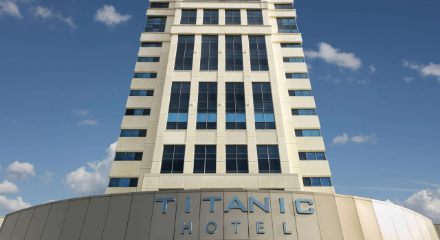 Titanic Business Kartal