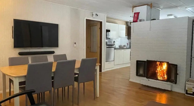 Апартаменты Granpas house near Santas Village