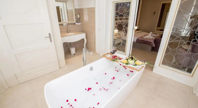 Люкс Deluxe Hotel Amts-Apotheke