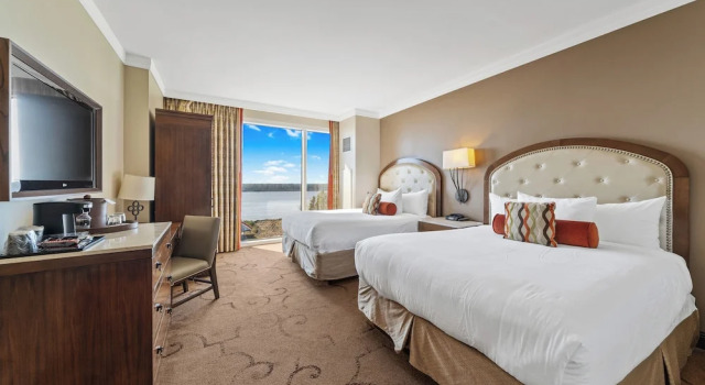 Четырёхместный номер Luxury LAuberge Baton Rouge