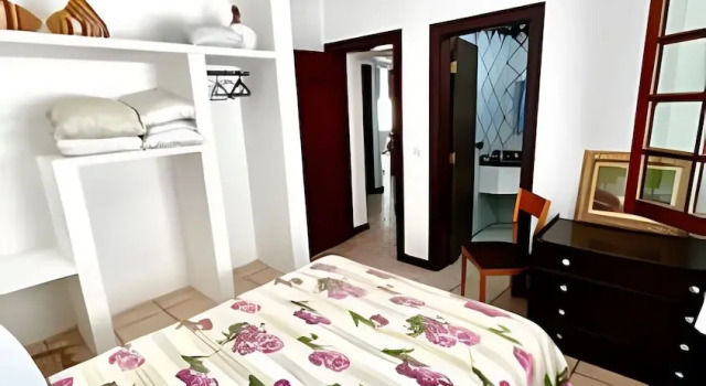 Casa com piscina em Acapulco Guarujá SP3, Забронировать Вилла Коттеджи Гуаружа, Коттедж