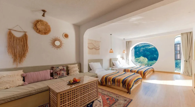 Двухместный семейный номер Standard с видом на окрестности Distant Mountain Guesthouse