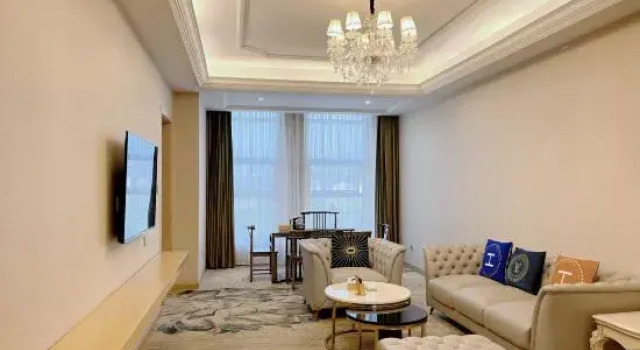 Люкс Business Vienna Hotel Guizhou Bijie Chuangmei Century City