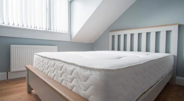 Derry Hostel & Guest House
