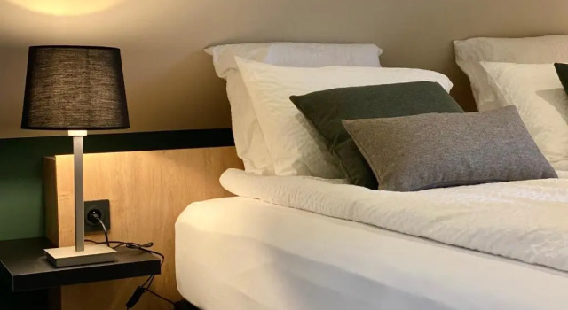 Номер Deluxe Logis Hôtel Restaurant & Spa La Rochette