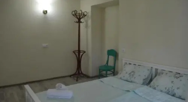 Violetta Guesthouse, Rezervovat Hotel Hotely v Imereti s parkováním, Parkování
