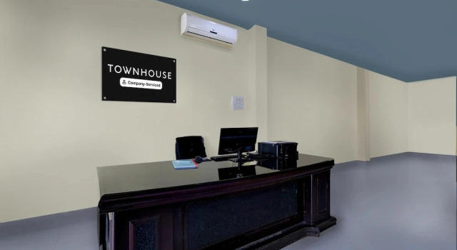 Super Townhouse Cherlapally Bus Terminal