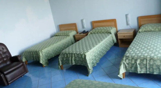 Четырёхместный номер Standard Ancelle Sorrento - Casa dAccoglienza