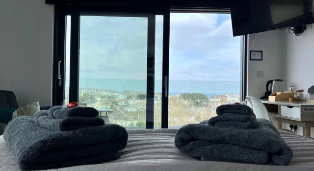 Standard Zimmer mit Meerblick Uno St Ives - Luxury Serviced Accommodation