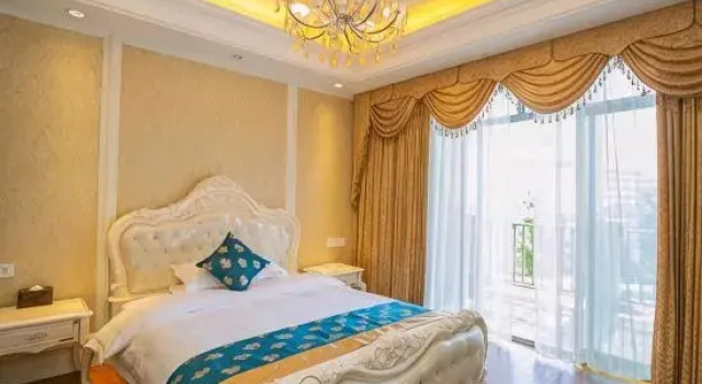 Семейный люкс Xianshan Liuyun Holiday Hotel