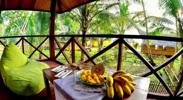 Simeulue Surflodges, Reservar Hotel Matan Urung Indonésia