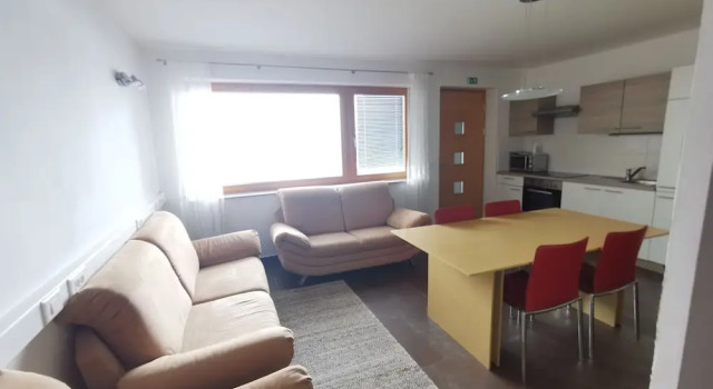 Domovoj Apartments and Rooms