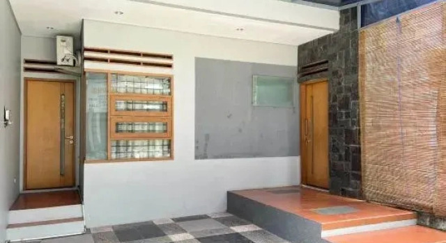 Newly Large Villa 3BR Dago Bandung by 2ndHome, Varaa Villa Bandung Wetan 