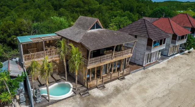 Sunset Beach Wood Villa, Rezervovat Vila Chaty v Bali, Chalupa