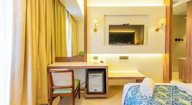 Номер Premium с видом на город Shera Hotels & Banquets