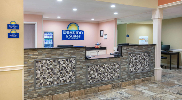 Days Inn & Suites by Wyndham Florence/Jackson Area, Varaa Hotelli Florence Mississippi