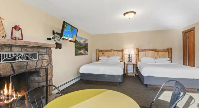 Номер Premium с видом на горы Discovery Lodge