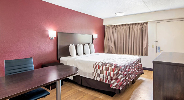 Двухместный номер Superior Red Roof Inn Hampton Coliseum & Convention Center