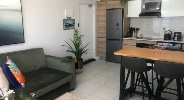 Апартаменты Luxurious Waterfall 1 bedroom Condo With Free Uncapped Wifi