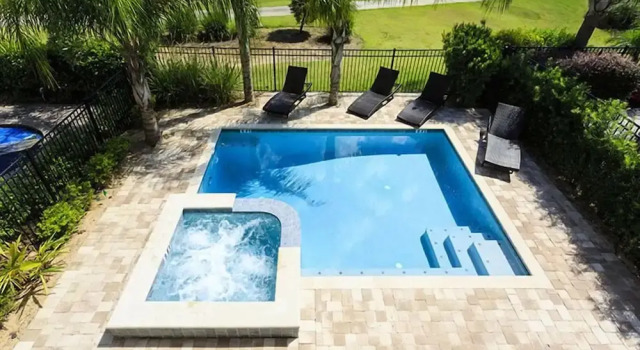 Вилла с 5 комнатами с балконом 5 Bed 5 Ba Villa with Game Room, Pool & Spa