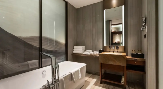 Четырёхместный номер Standard HUALUXE Wuxi Taihu