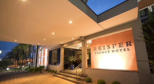 Reisper Palace Hotel, Забронировать Отель Катандува штат Сан-Паулу