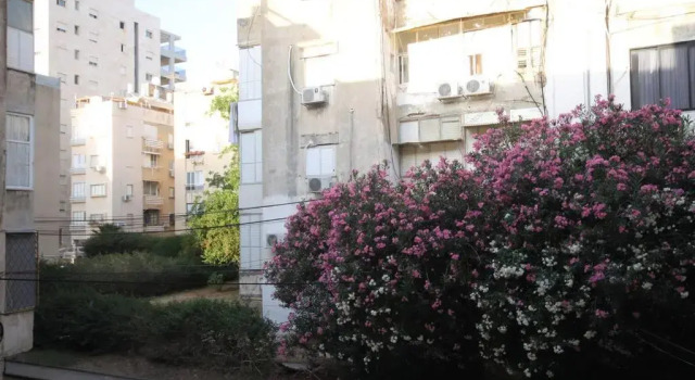 Appartement cosy entre mer et ville avec parking gratuit a proximite, Забронировать Апартаменты/квартира Апартаменты Натания, рядом с Торговый центр Hasharon, Апартаменты/квартира
