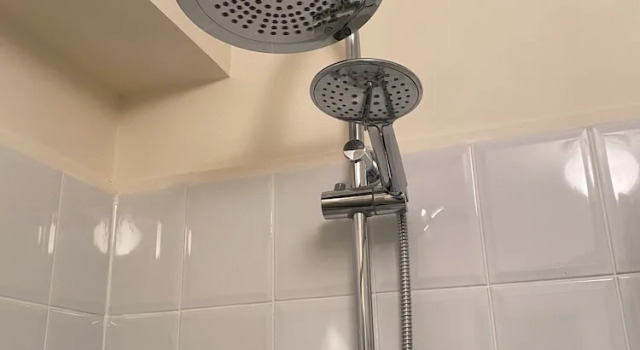 Коттедж с 3 комнатами с балконом и с видом на реку Waterfront House 3 BR Parking St Neots Town Centre