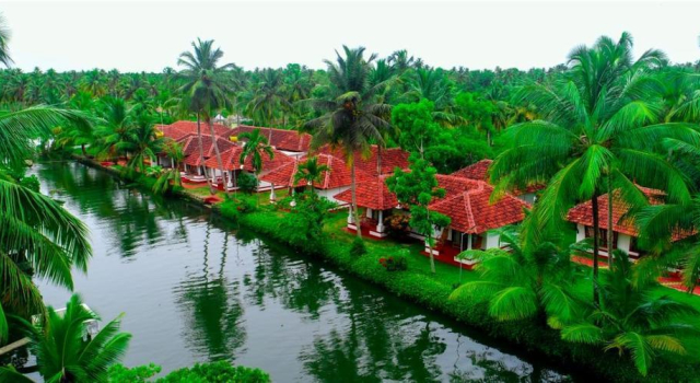 Coir Village Lake Resort, Забронировать Курортный отель Курортные отели штата Кералы, Курортный отель
