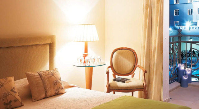 Бунгало с видом на бассейн Grecotel Larissa Imperial