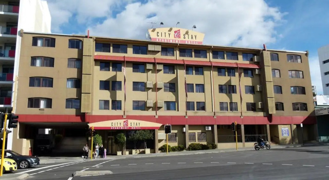 Wheeler Apartments Perth, Забронировать Апартаменты/квартира Отели Перта с парковкой, рядом с Военный мемориал Kings Park, Парковка