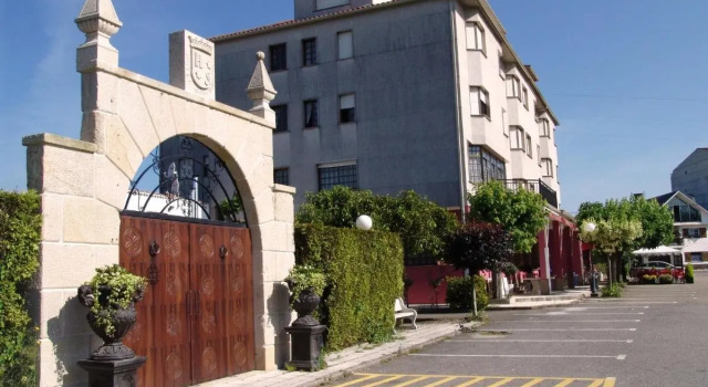 Hotel Sena, Prenota Hotel Hotel a Galizia con piscina, Piscina