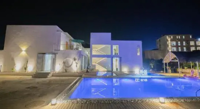 Starlight outside the city · Park Pool Design Homestay (Wu Shu Airport Shop), Rezerwuj Boutique Hotel Hotele w Nanning z parkingiem, Parking