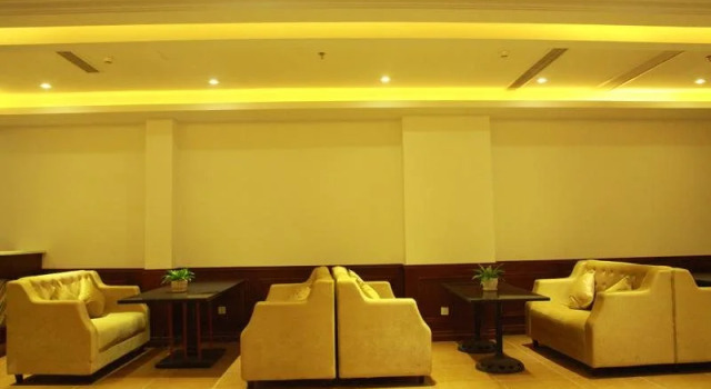GreenTree InnTaizhou Linhai Passenger Transport Center Lamei Road Hote, Book Hotel Hoteller i Linhai med parkering, Parkering