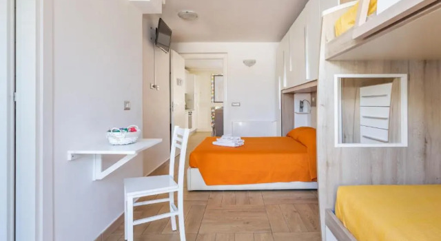CAMERA con Parcheggio max 3PERS, BAGNO, Забронировать Отель Отели Ористано с парковкой, Парковка