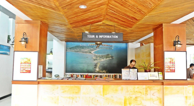 Lanta Sand Resort & Spa